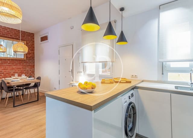 Apartamento de 2 habitaciones en Legazpi, Madrid ciudad en alquiler - 1.800 € (Ref: 8756939)
