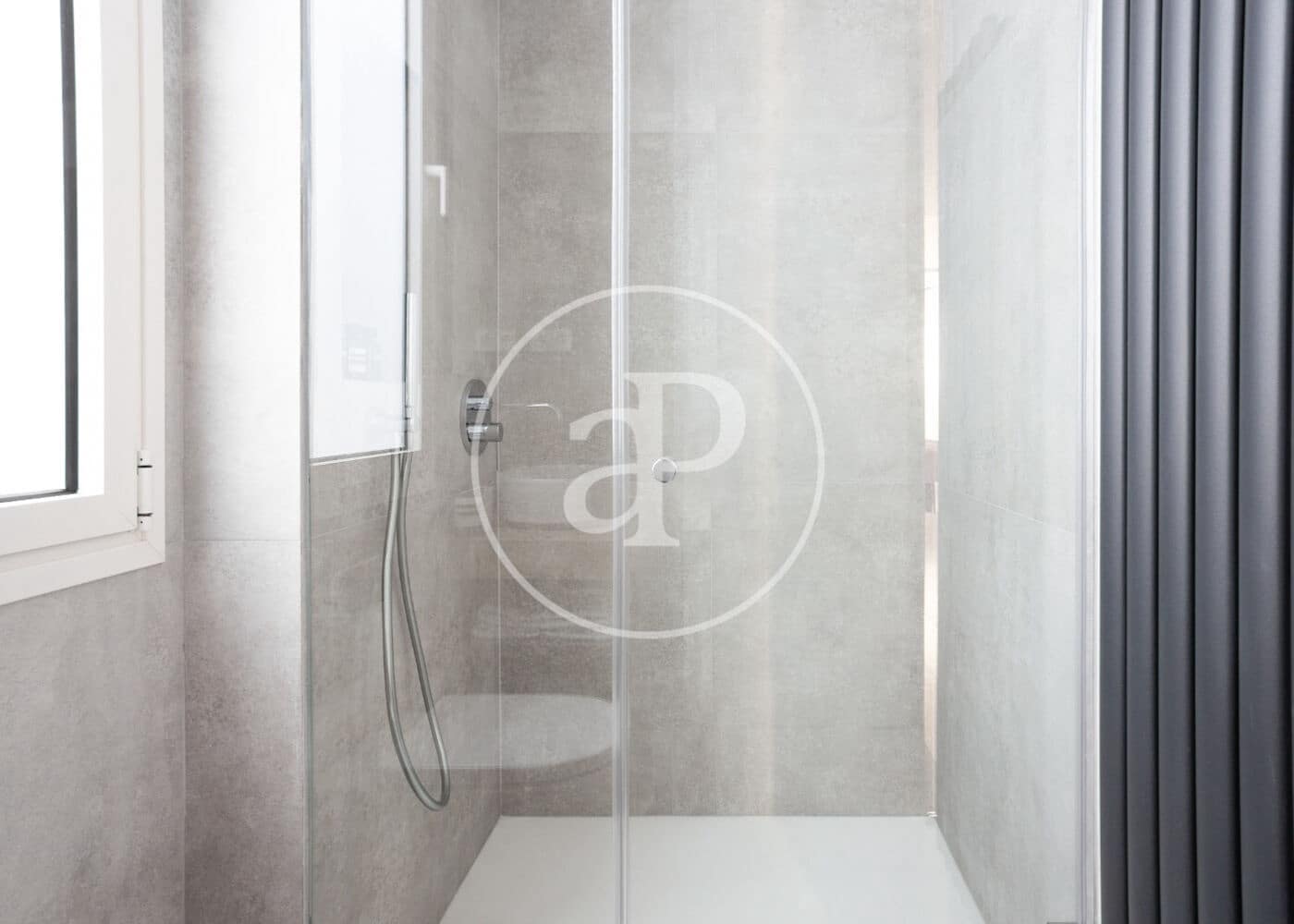 3 slaapkamer Appartement te huur in Madrid stad - € 6.000 (Ref: 8756940)