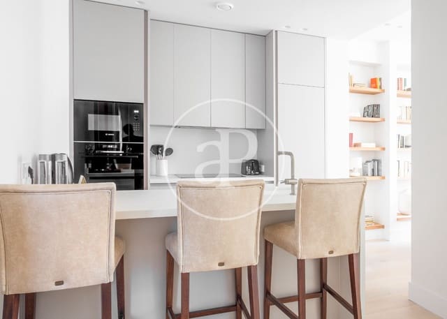 3 slaapkamer Appartement te huur in Recoletos, Madrid stad - € 6.000 (Ref: 8756940)