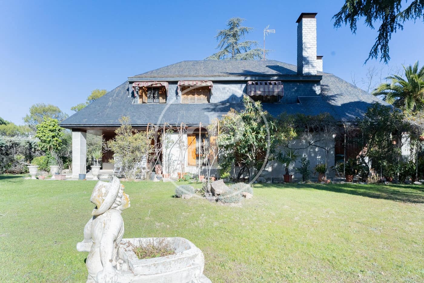 6 soveværelse Villa til salg i Boadilla del Monte med swimmingpool - € 1.400.000 (Ref: 8756944)