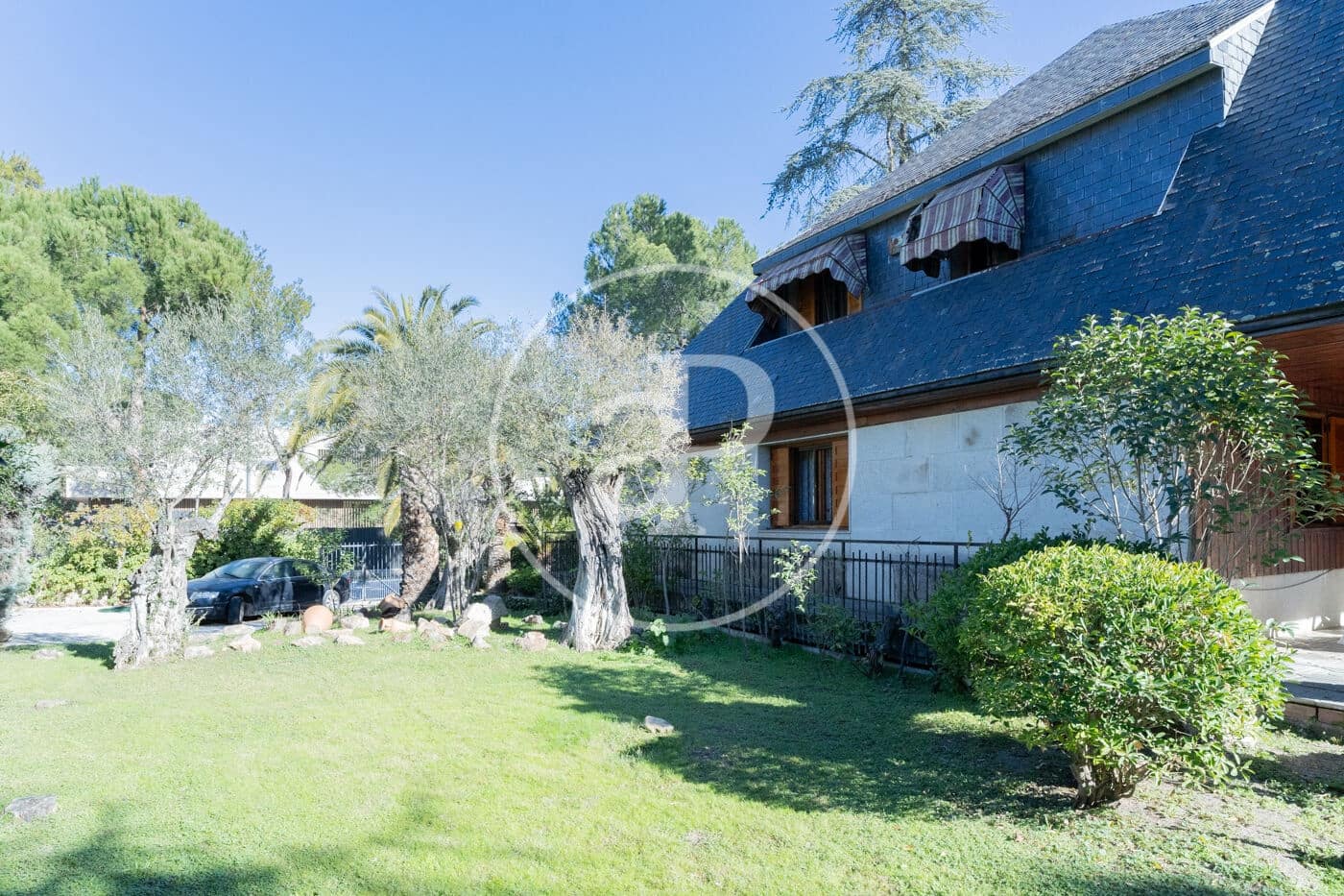 6 soveværelse Villa til salg i Boadilla del Monte med swimmingpool - € 1.400.000 (Ref: 8756944)