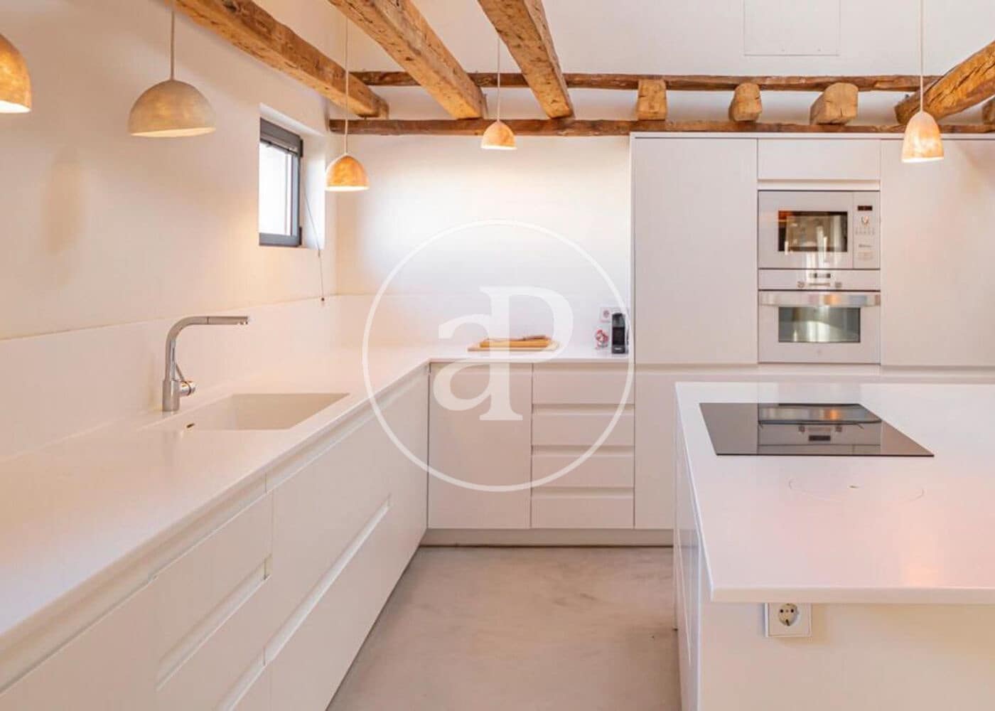 3 soveværelse Penthouse til leje i Madrid by - € 5.000 (Ref: 8757856)