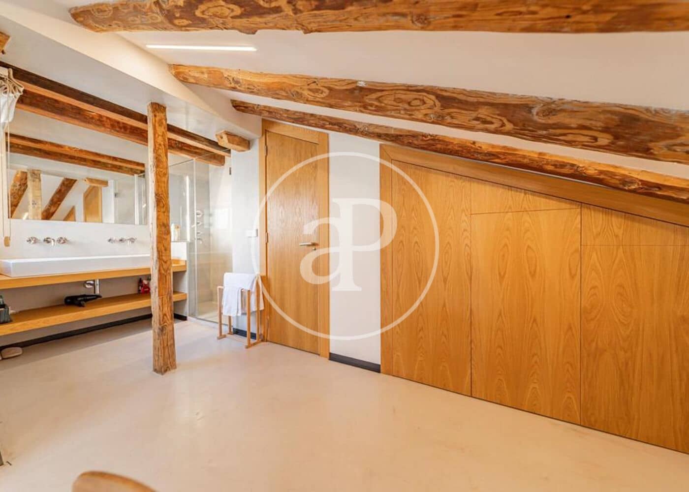 3 soveværelse Penthouse til leje i Madrid by - € 5.000 (Ref: 8757856)