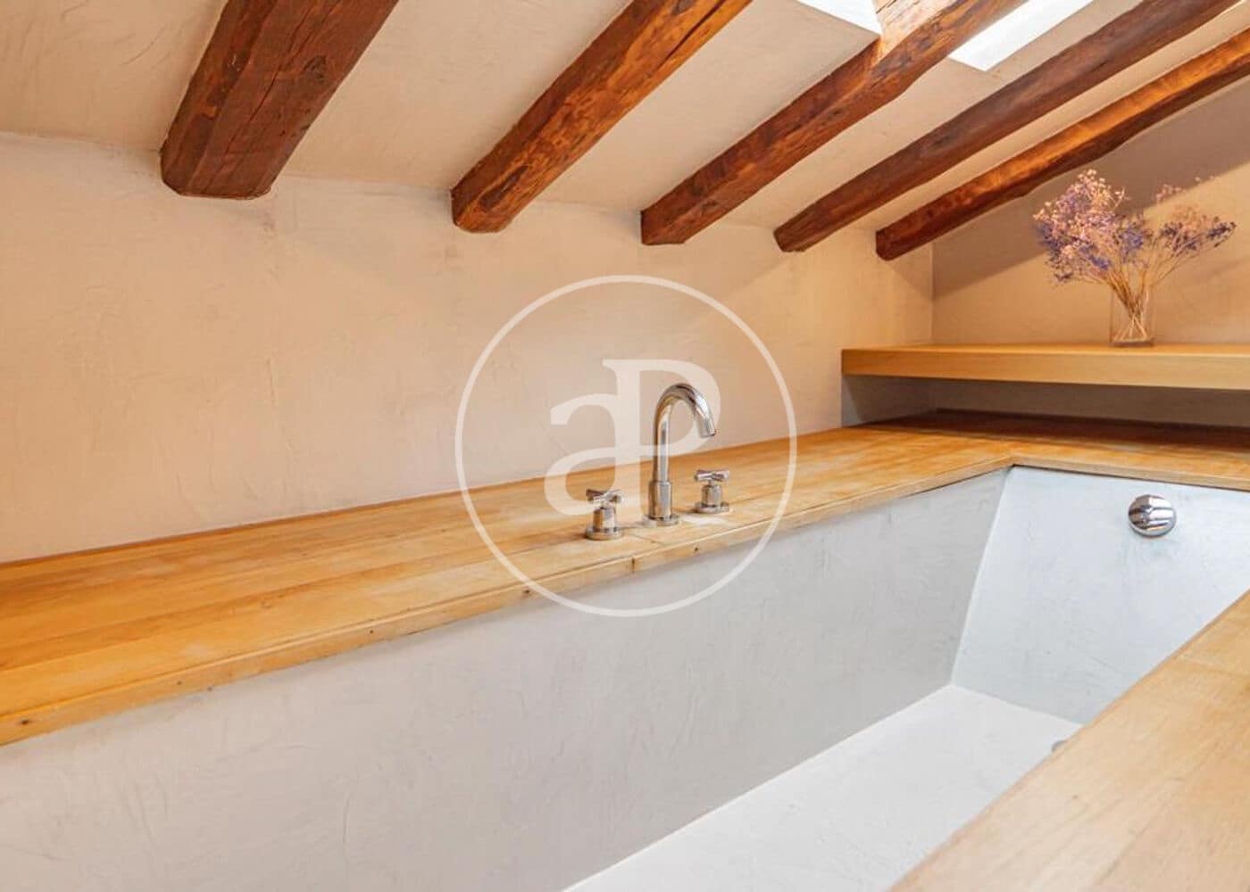 3 soveværelse Penthouse til leje i Madrid by - € 5.000 (Ref: 8757856)