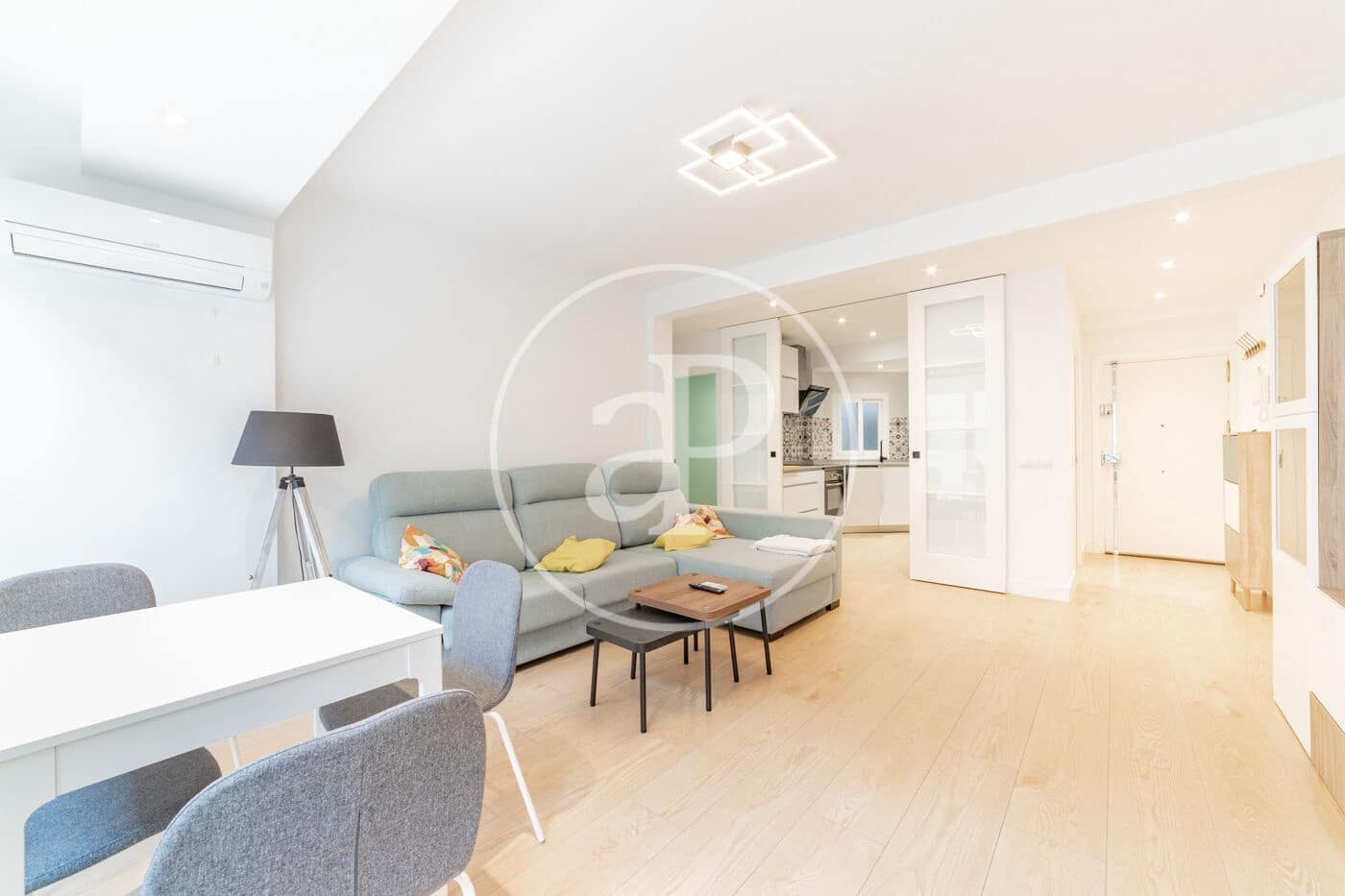 2 bedroom Apartment for rent in Madrid city - € 2,200 (Ref: 8764238)