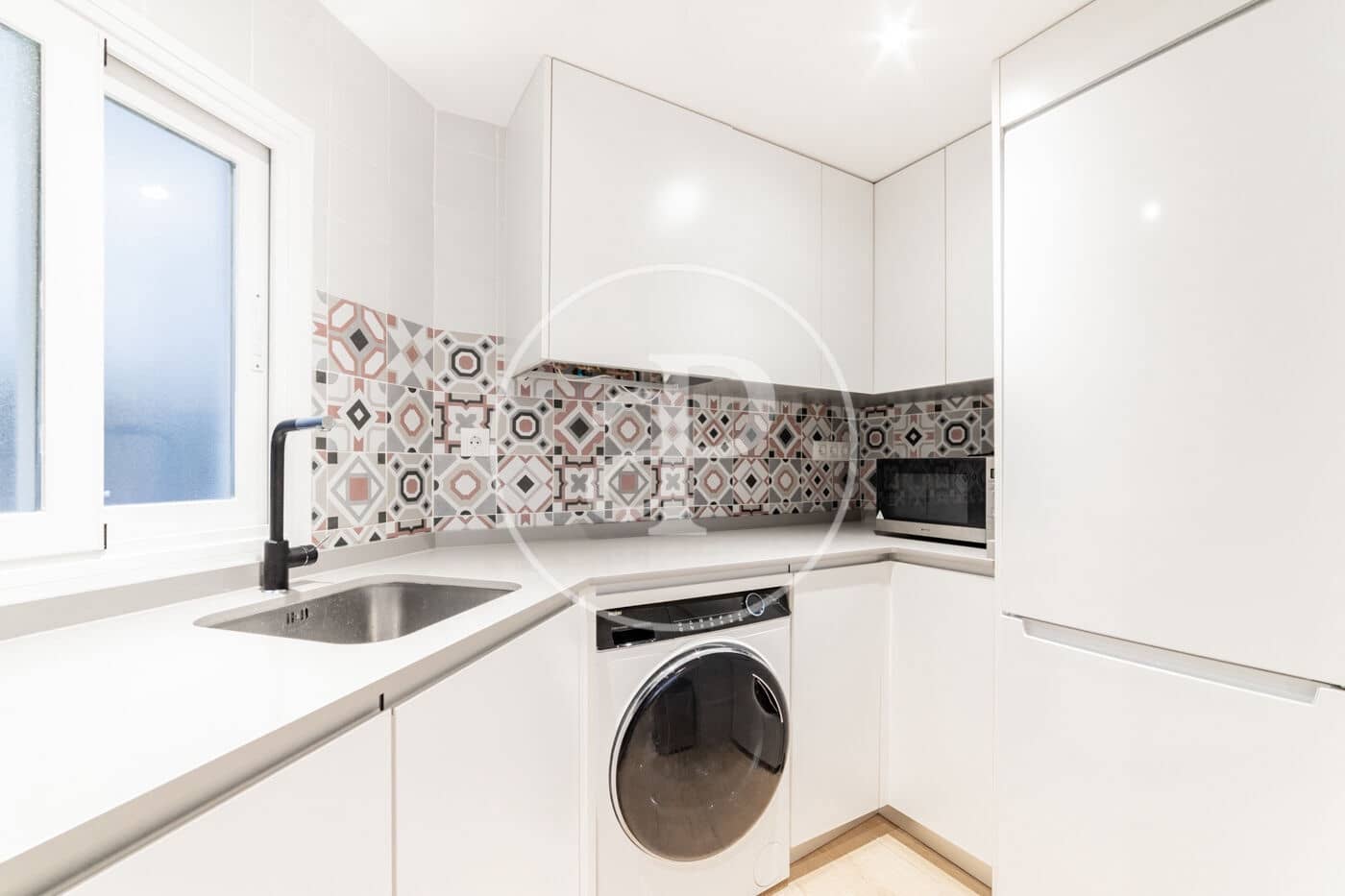 2 bedroom Apartment for rent in Madrid city - € 2,200 (Ref: 8764238)