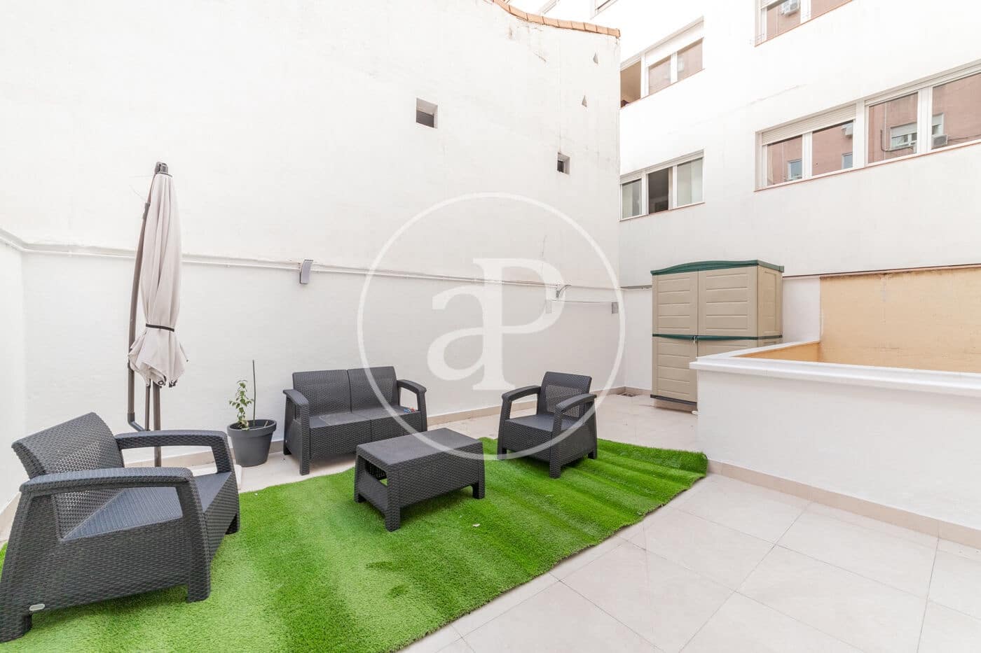 2 bedroom Apartment for rent in Madrid city - € 2,200 (Ref: 8764238)