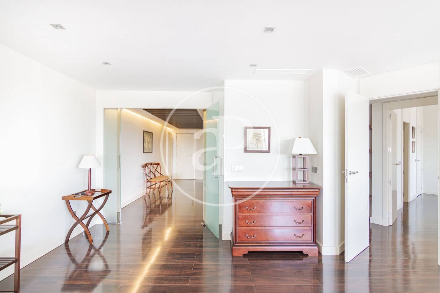 2 soveværelse Lejlighed til leje i Madrid by med swimmingpool - € 3.750 (Ref: 8767160)