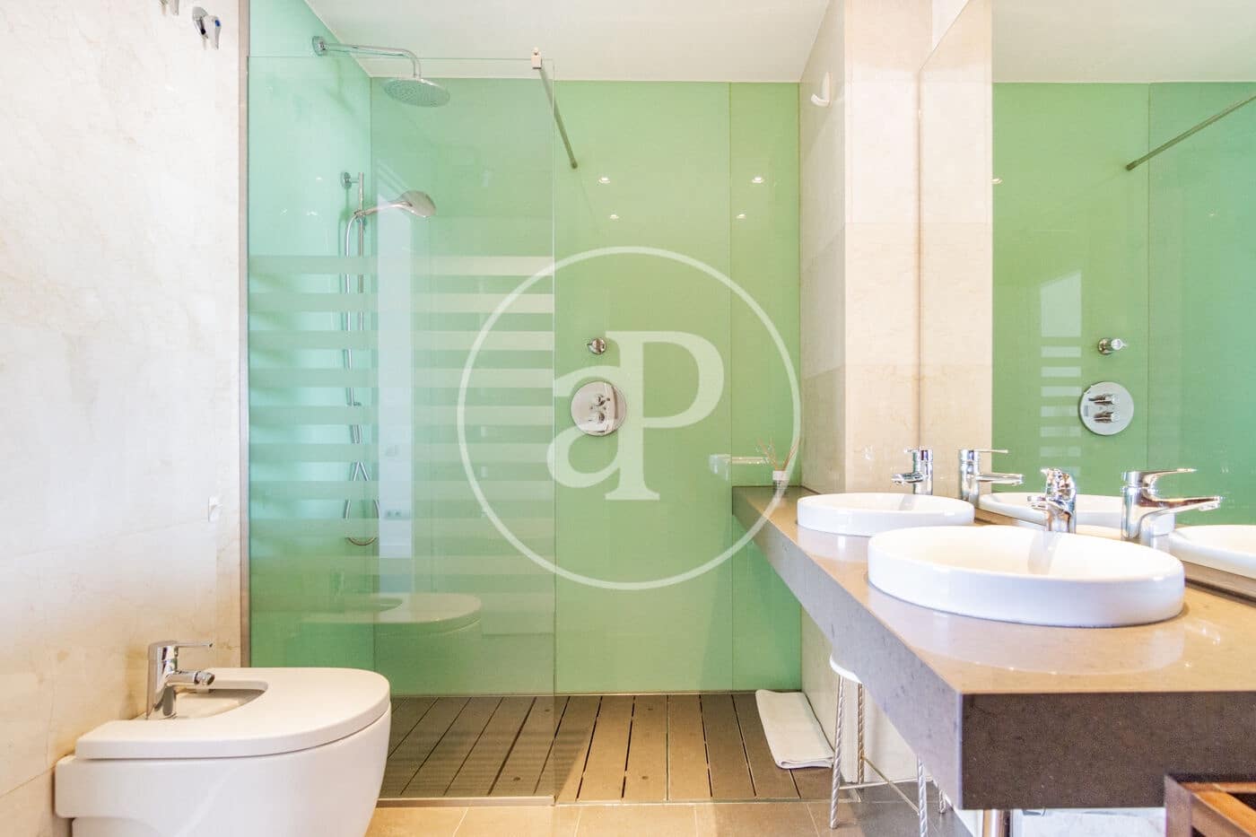 2 soveværelse Lejlighed til leje i Madrid by med swimmingpool - € 3.750 (Ref: 8767160)