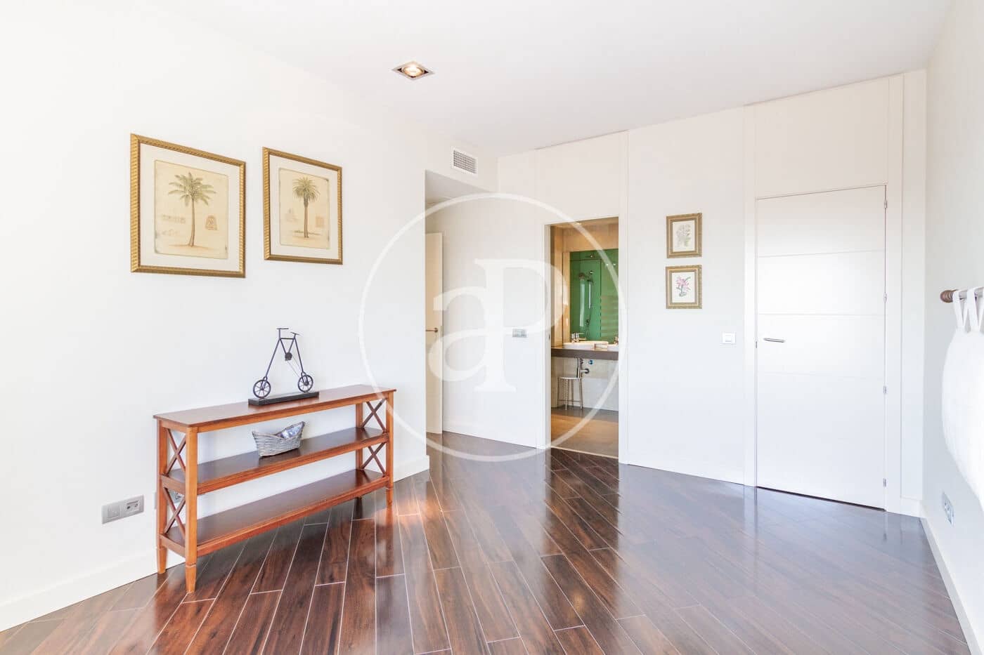 2 soveværelse Lejlighed til leje i Madrid by med swimmingpool - € 3.750 (Ref: 8767160)