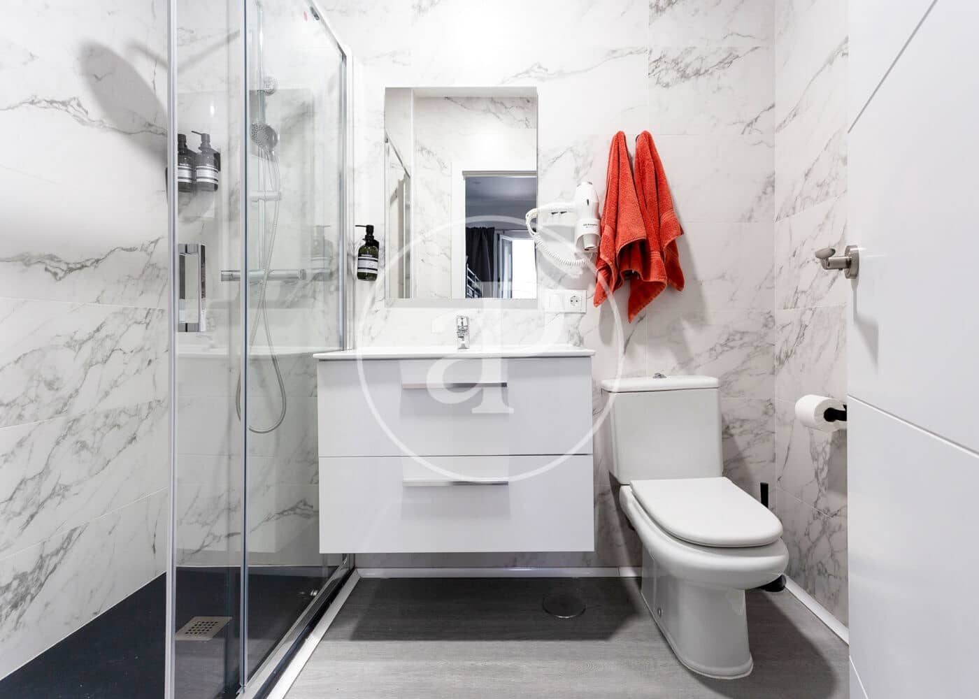 4 soveværelse Lejlighed til salg i Madrid by - € 1.050.000 (Ref: 8767161)