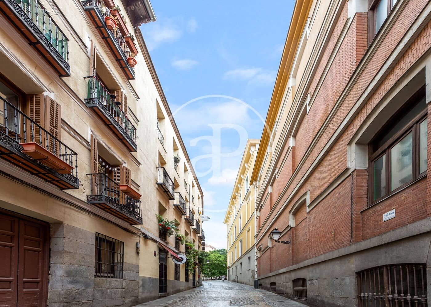 4 soveværelse Lejlighed til salg i Madrid by - € 1.050.000 (Ref: 8767161)