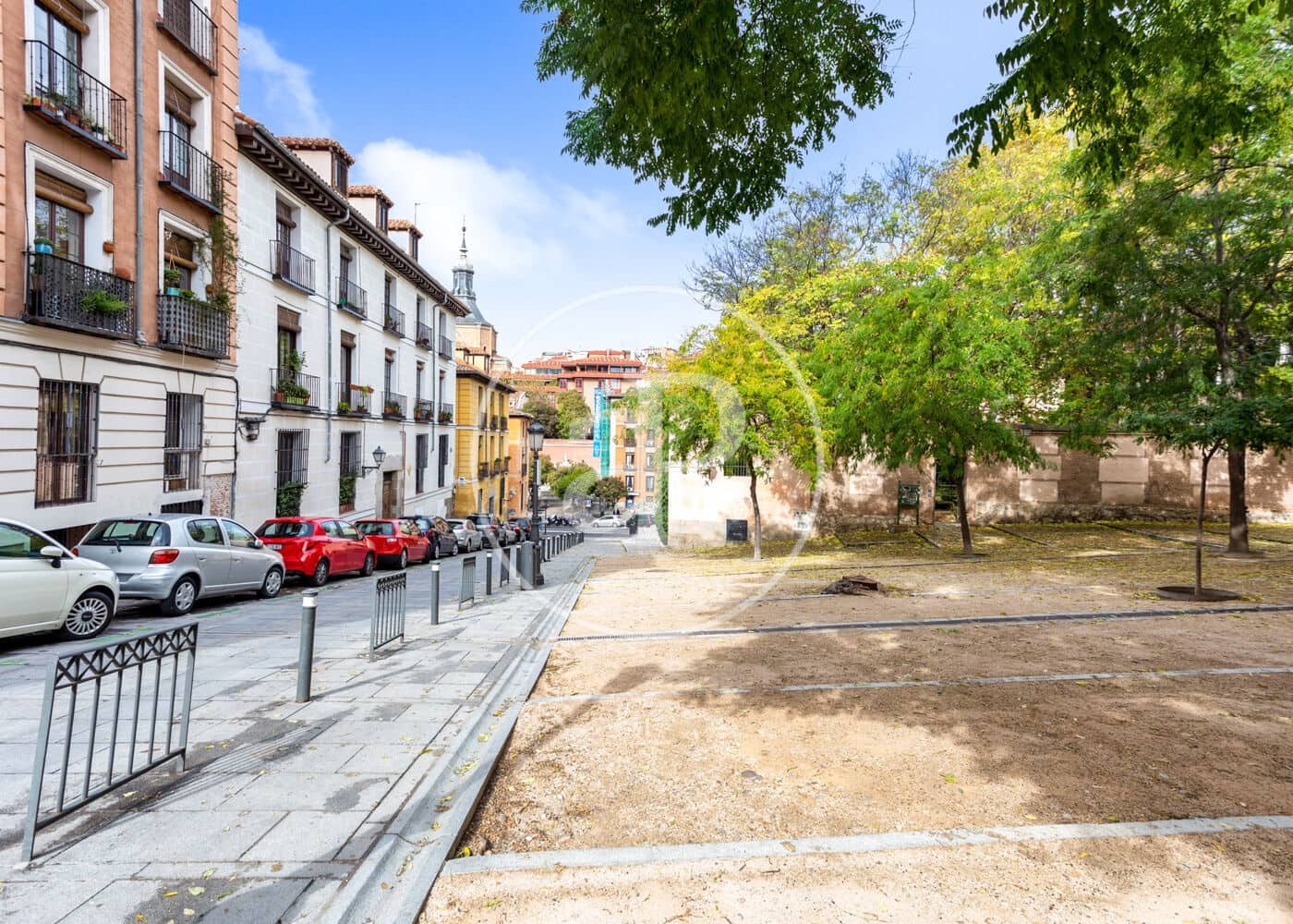 4 soveværelse Lejlighed til salg i Madrid by - € 1.050.000 (Ref: 8767161)