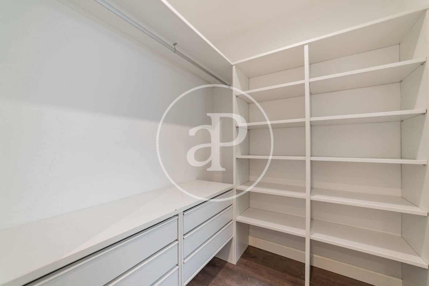 2 soverom Leilighet til leie i Madrid by - € 2 680 (Ref: 8767165)