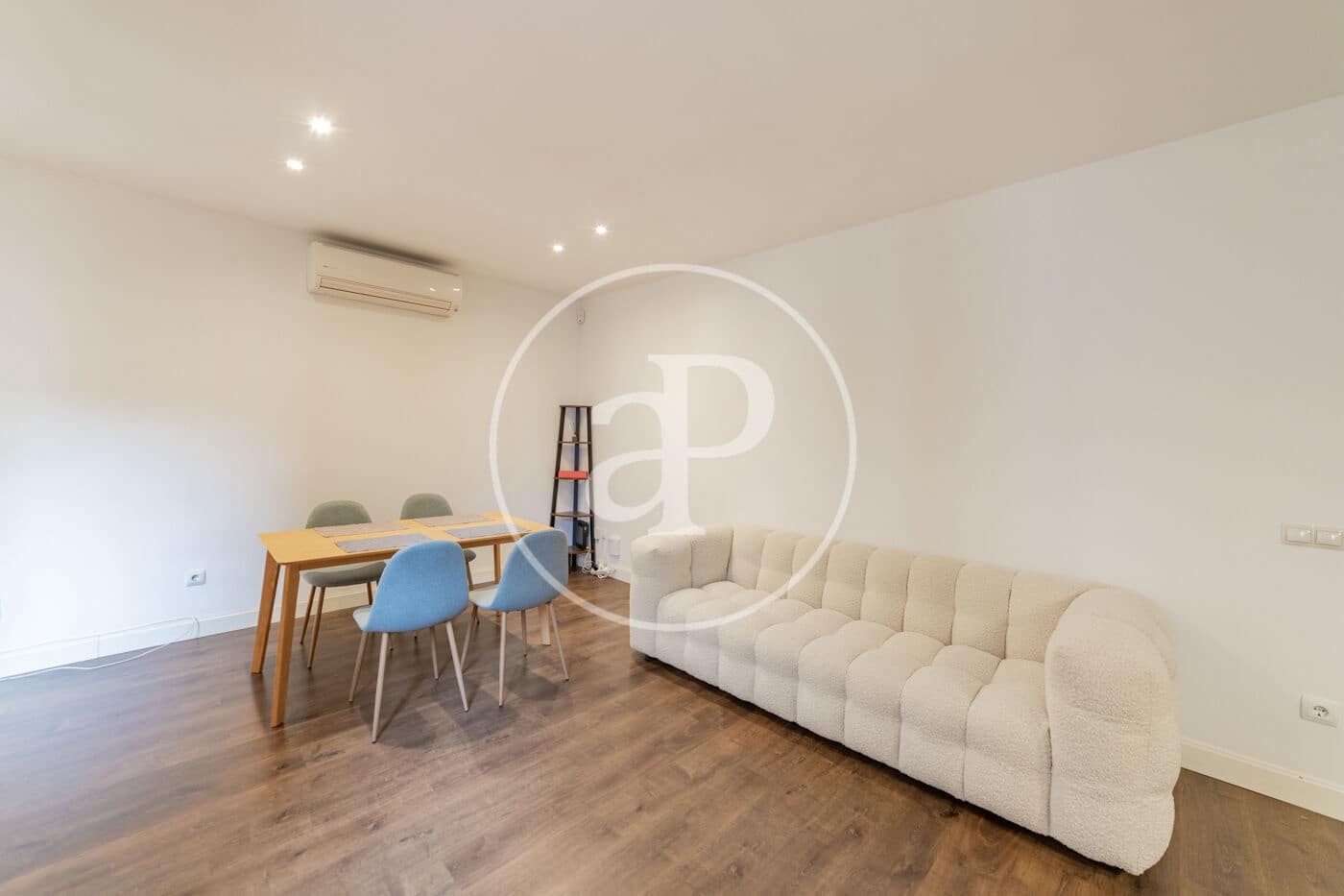 2 soverom Leilighet til leie i Madrid by - € 2 680 (Ref: 8767165)