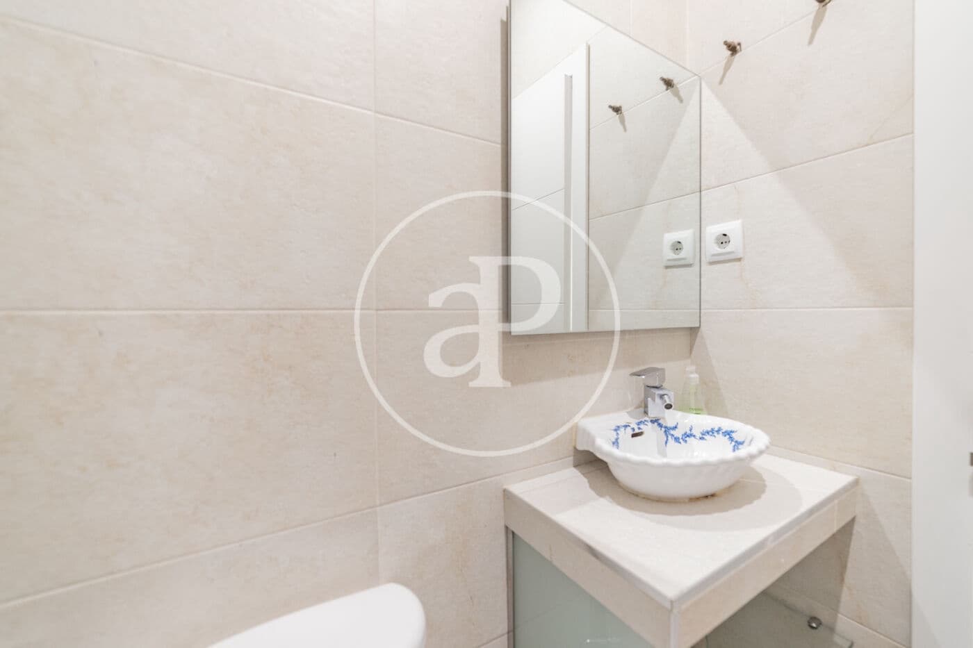 2 soverom Leilighet til leie i Madrid by - € 2 680 (Ref: 8767165)