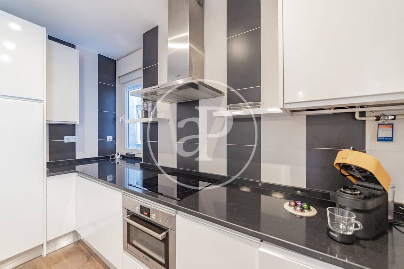 2 soverom Leilighet til leie i Madrid by - € 2 680 (Ref: 8767165)