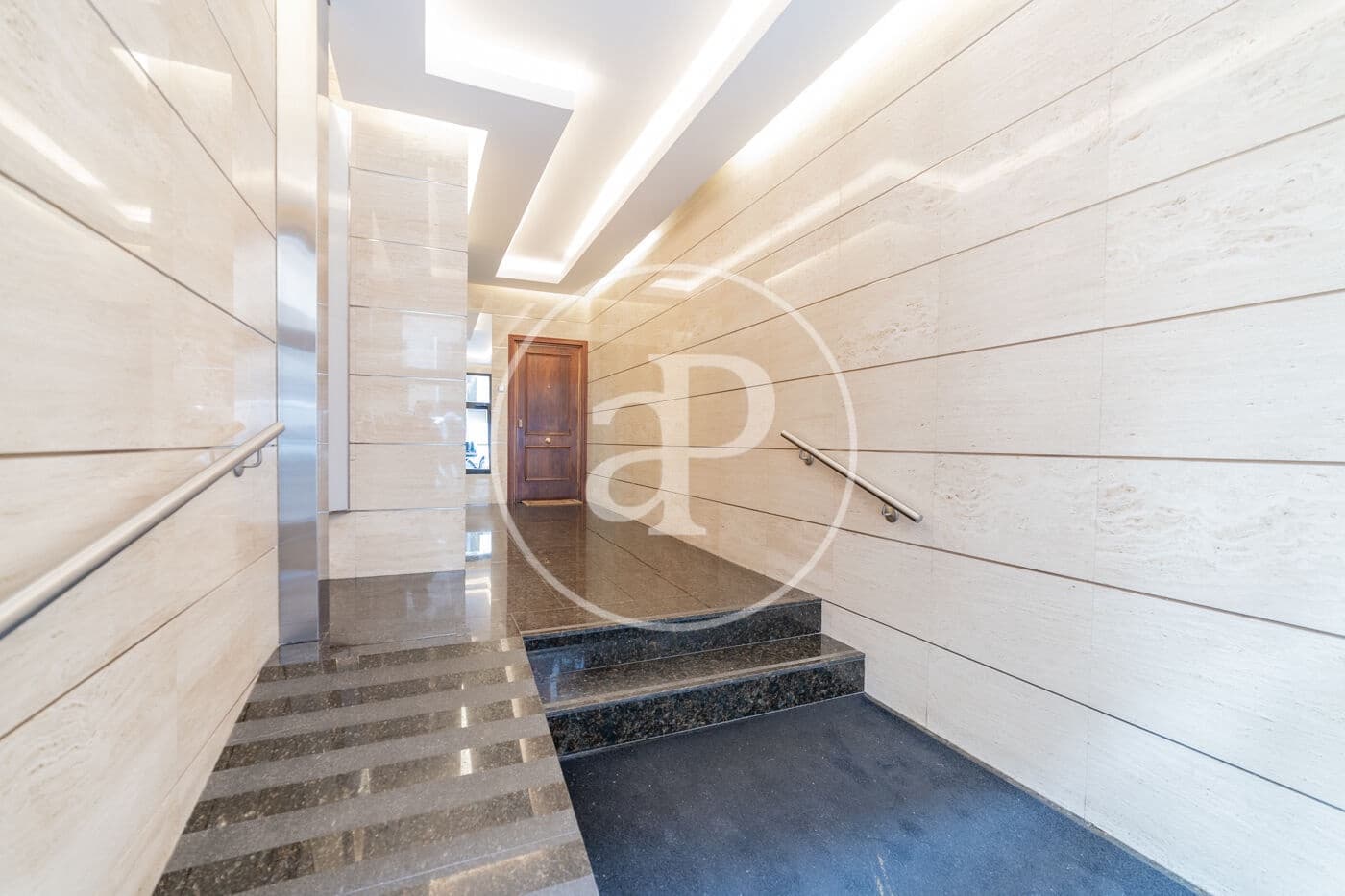 2 soverom Leilighet til leie i Madrid by - € 2 680 (Ref: 8767165)