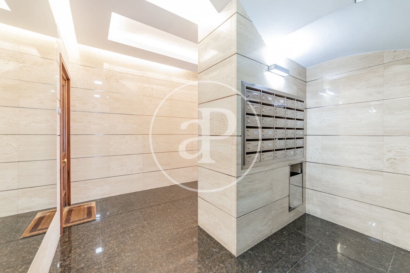 2 soverom Leilighet til leie i Madrid by - € 2 680 (Ref: 8767165)