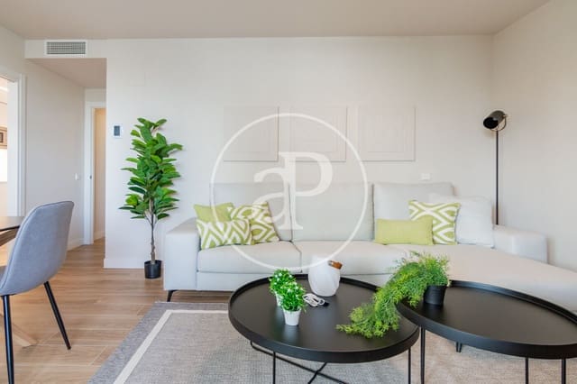 3 bedroom Apartment for sale in Valdeacederas, Madrid city with pool - € 875,000 (Ref: 8770675)