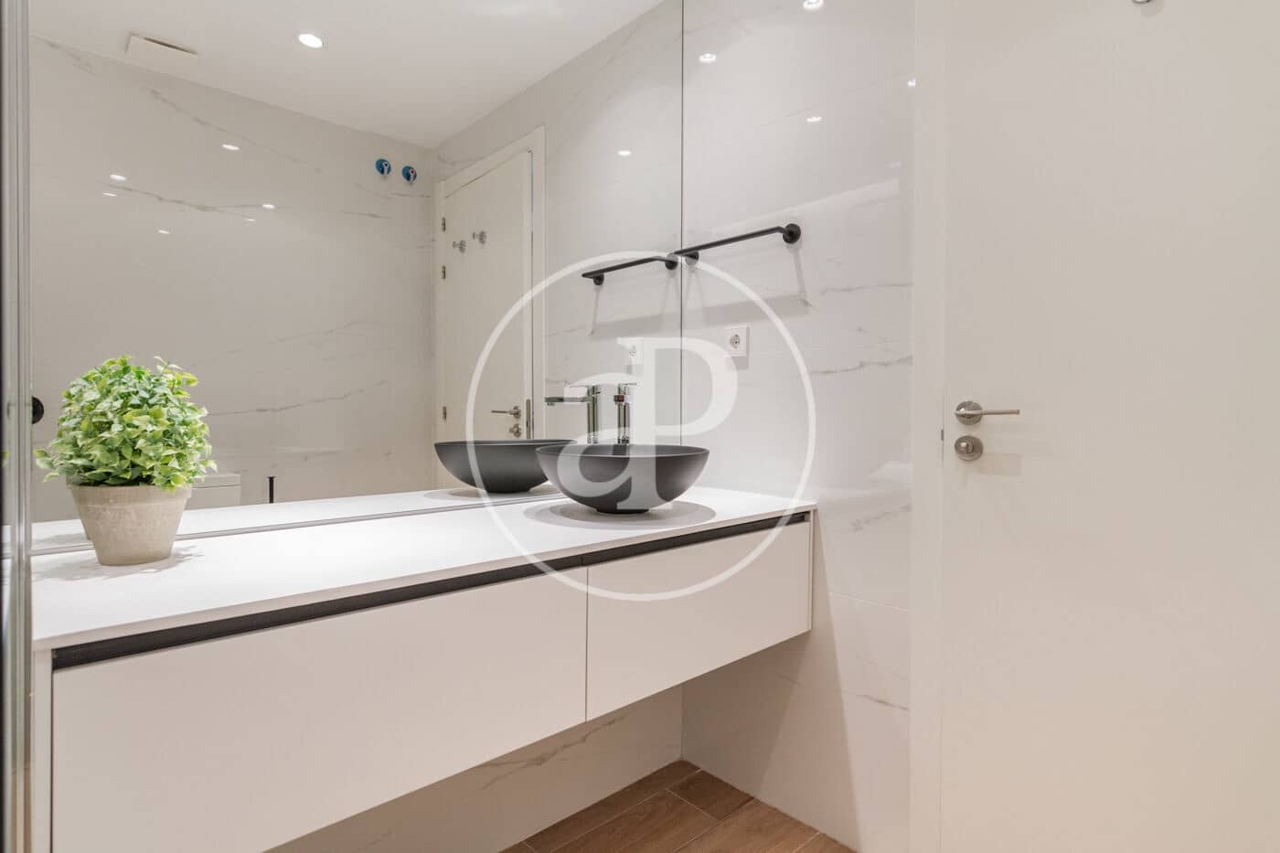 3 soveværelse Lejlighed til salg i Madrid by med swimmingpool - € 875.000 (Ref: 8770675)