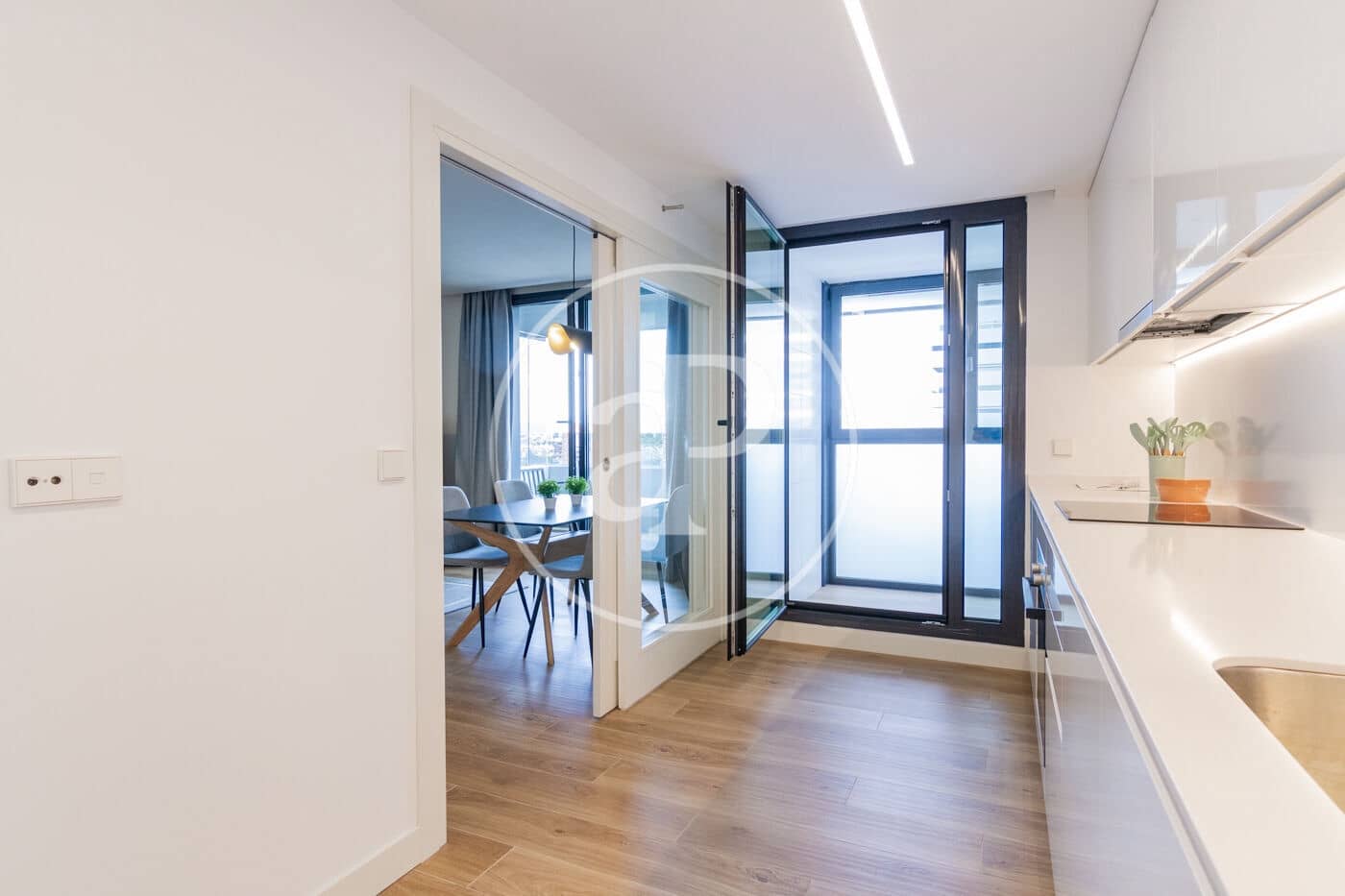 3 soveværelse Lejlighed til salg i Madrid by med swimmingpool - € 875.000 (Ref: 8770675)