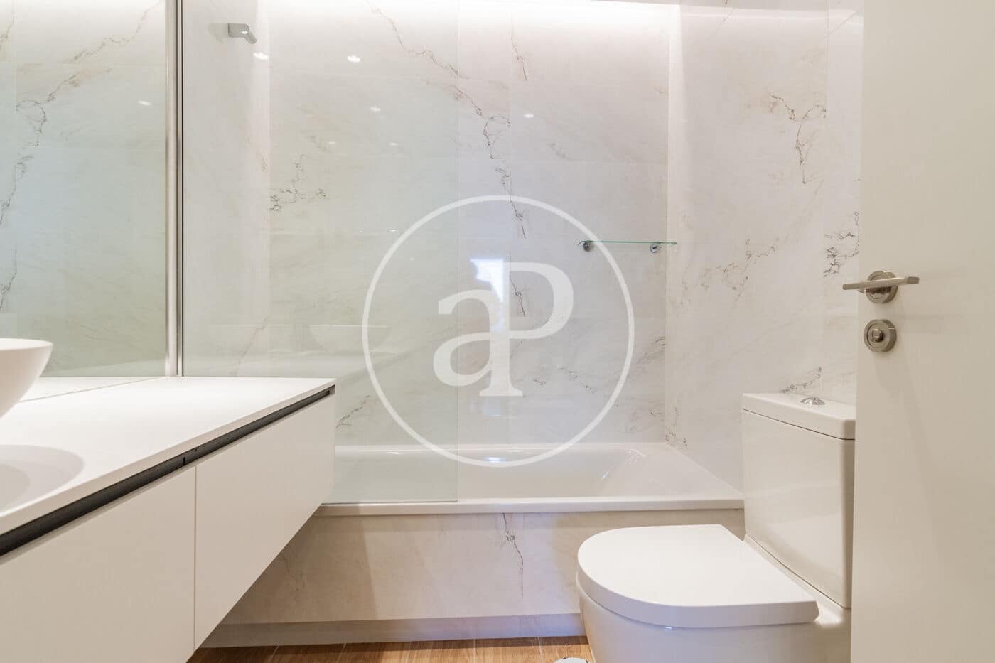 3 soveværelse Lejlighed til salg i Madrid by med swimmingpool - € 875.000 (Ref: 8770675)