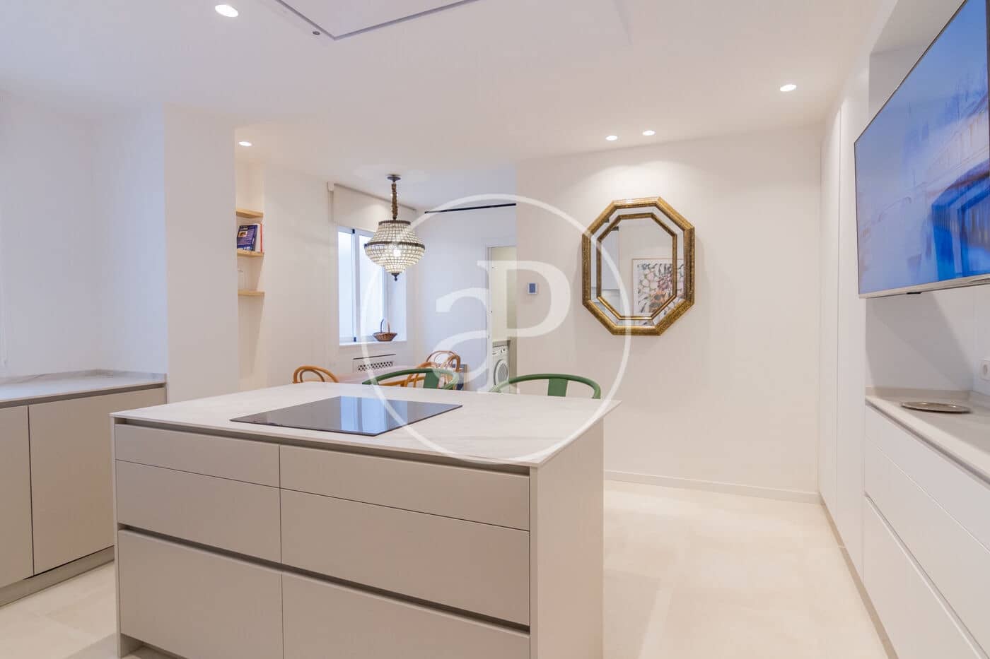 3 slaapkamer Appartement te huur in Madrid stad met garage - € 3.500 (Ref: 8770676)