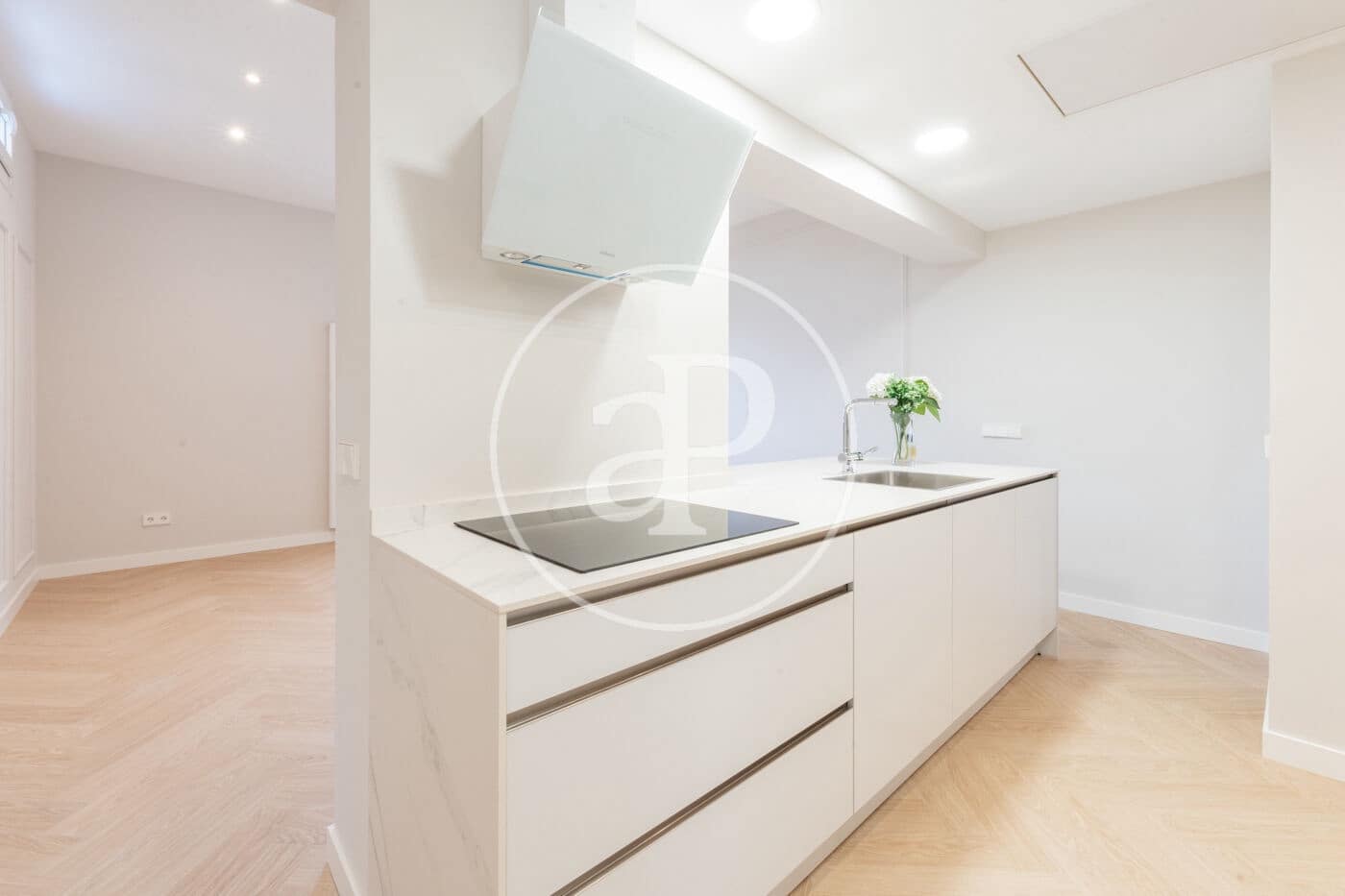 2 soveværelse Lejlighed til salg i Madrid by - € 1.060.000 (Ref: 8772815)