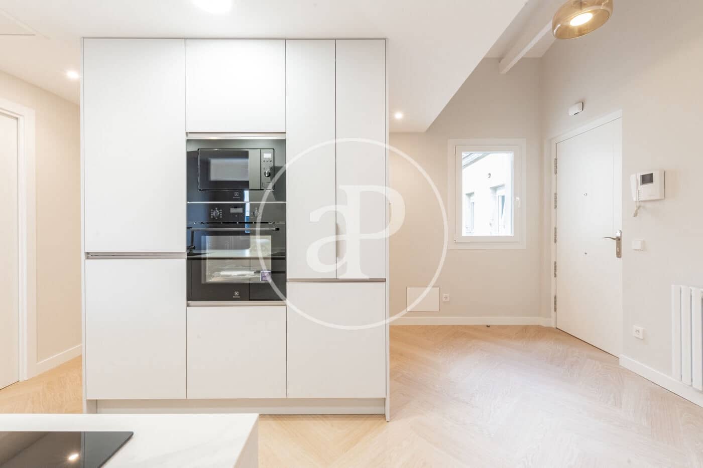 2 soveværelse Lejlighed til salg i Madrid by - € 1.060.000 (Ref: 8772815)