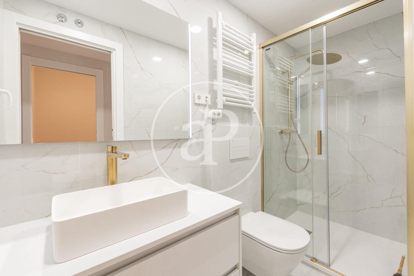 2 soveværelse Lejlighed til salg i Madrid by - € 1.060.000 (Ref: 8772815)