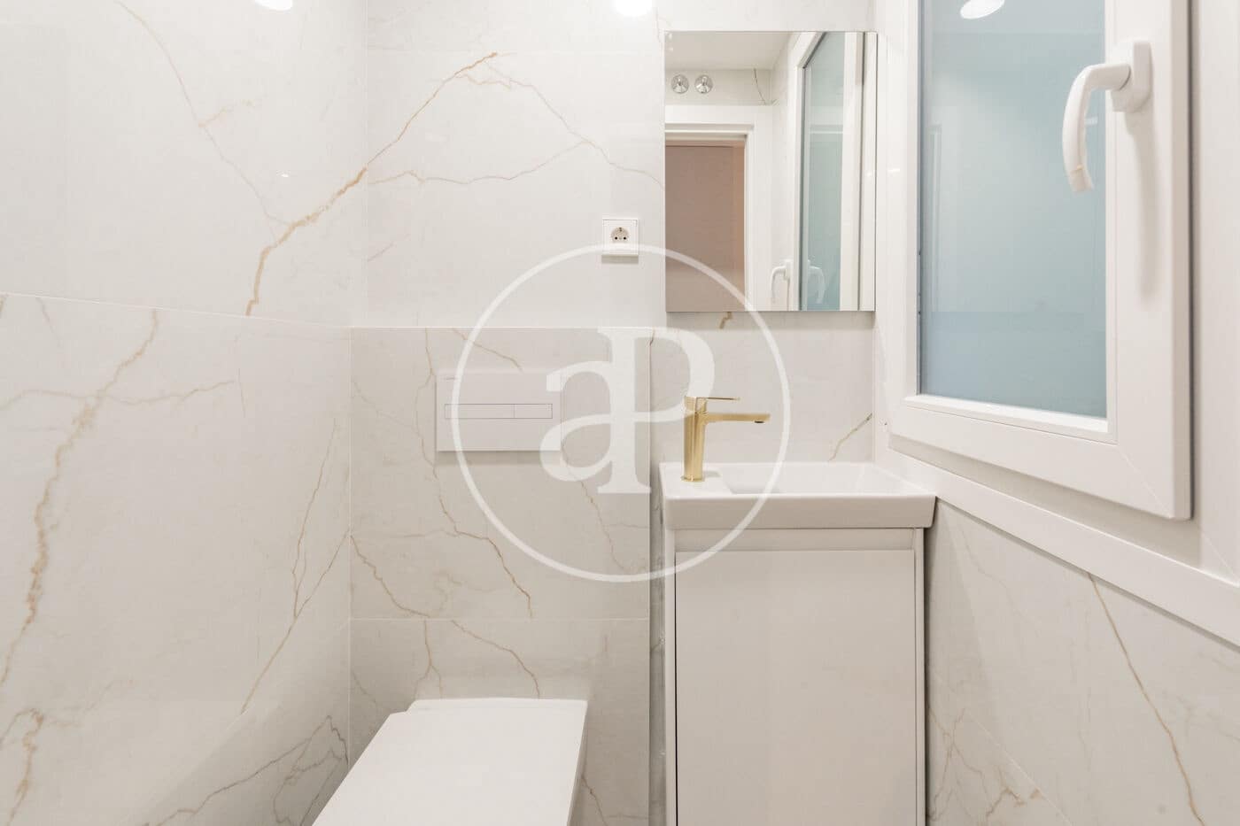 2 soveværelse Lejlighed til salg i Madrid by - € 1.060.000 (Ref: 8772815)