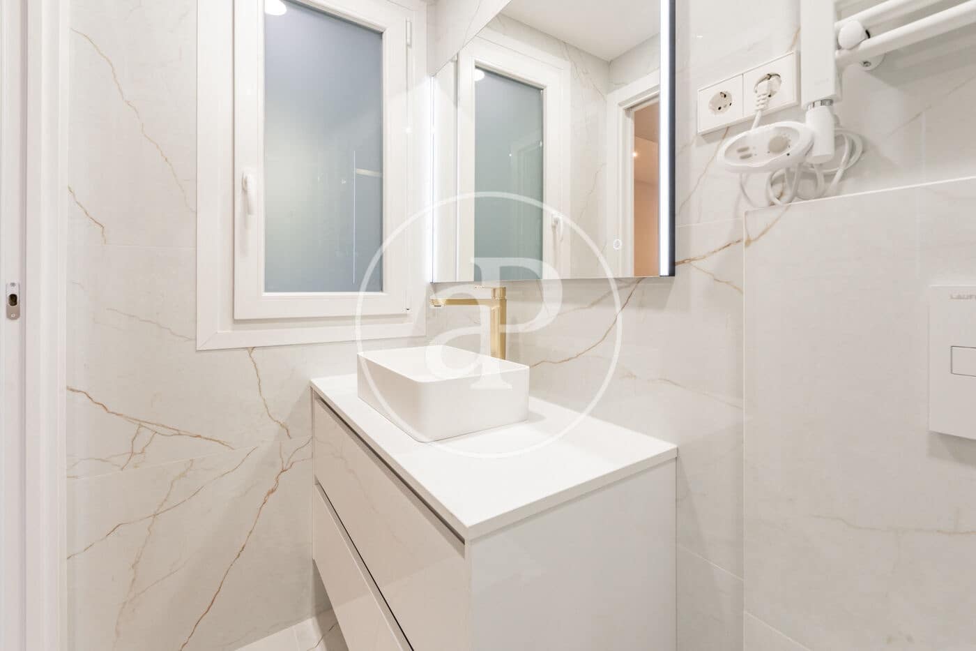 2 soveværelse Lejlighed til salg i Madrid by - € 1.060.000 (Ref: 8772815)