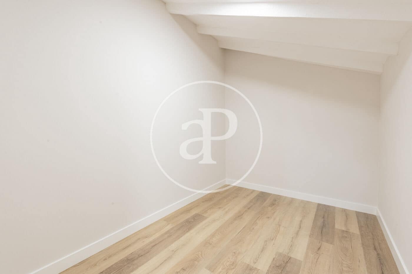 2 soveværelse Lejlighed til salg i Madrid by - € 1.060.000 (Ref: 8772815)