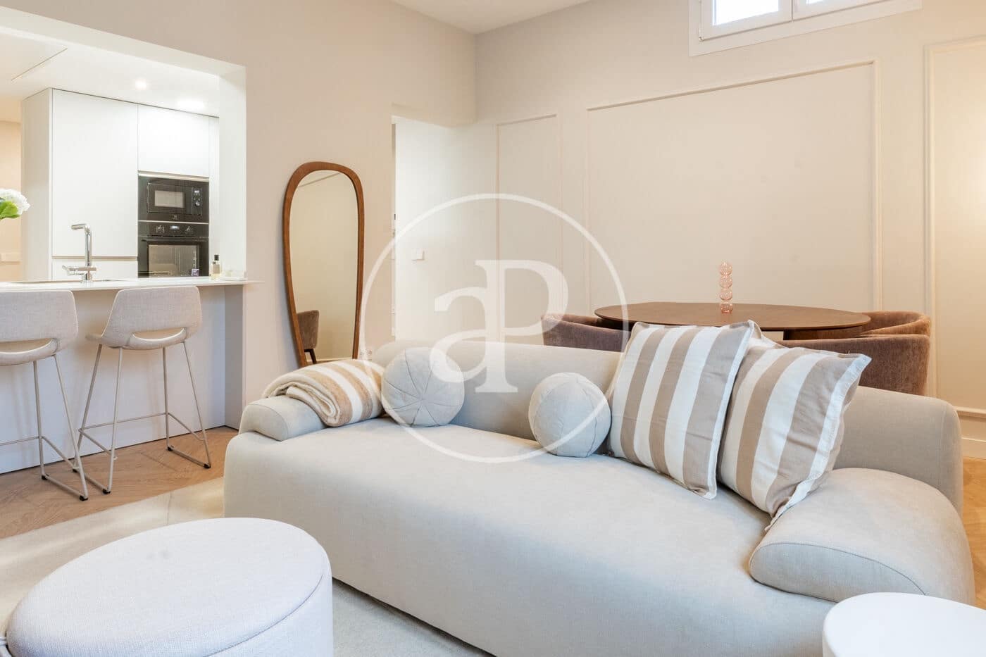 2 sypialnia Apartament na sprzedaż w Miasto Madryt - 1 060 000 € (Ref: 8772815)