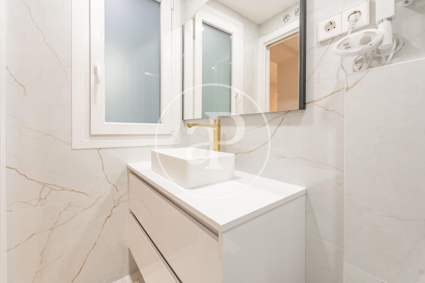 2 sypialnia Apartament na sprzedaż w Miasto Madryt - 1 060 000 € (Ref: 8772815)