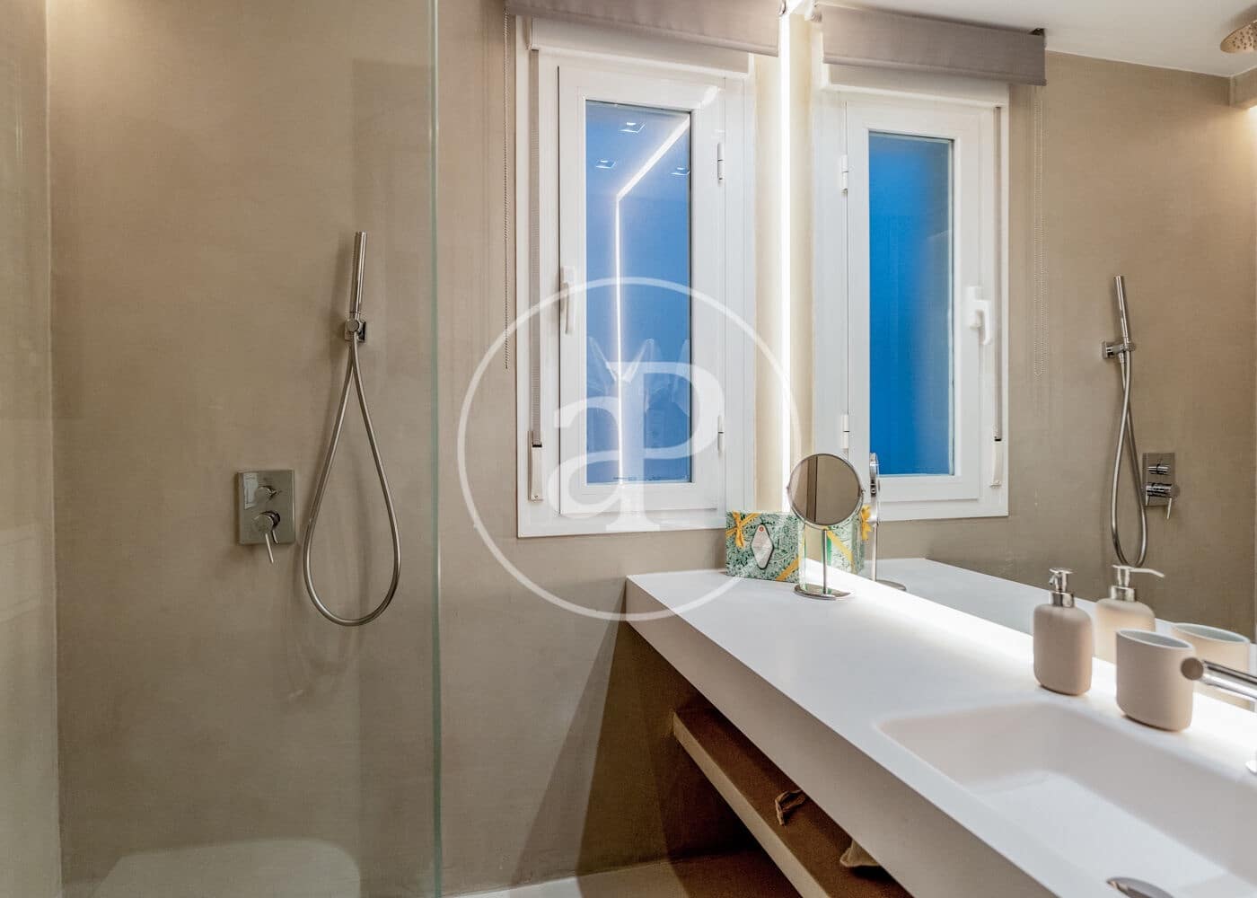 2 soveværelse Lejlighed til salg i Madrid by - € 1.180.000 (Ref: 8772820)