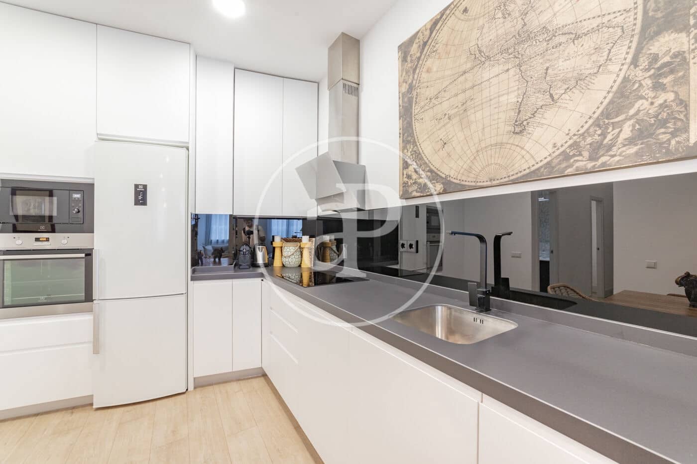 2 makuuhuone Huoneisto vuokrattavana paikassa Madrid kaupunki - 2 200 € (Ref: 8772821)