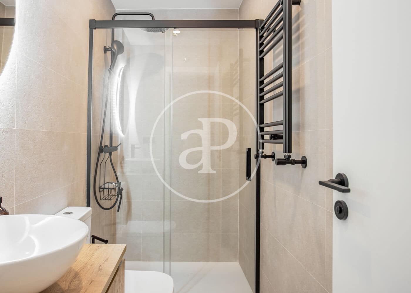 Appartement de 4 chambres à louer à Madrid ville - 6 200 € (Ref: 8772822)