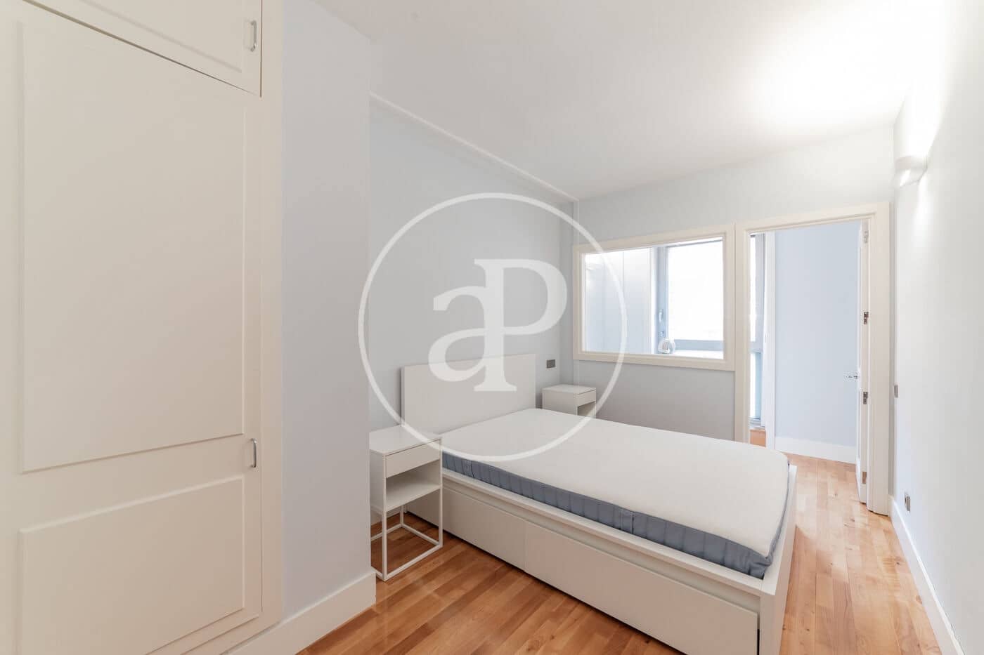 1 bedroom Apartment for rent in Madrid city with pool - € 2,000 (Ref: 8773505)