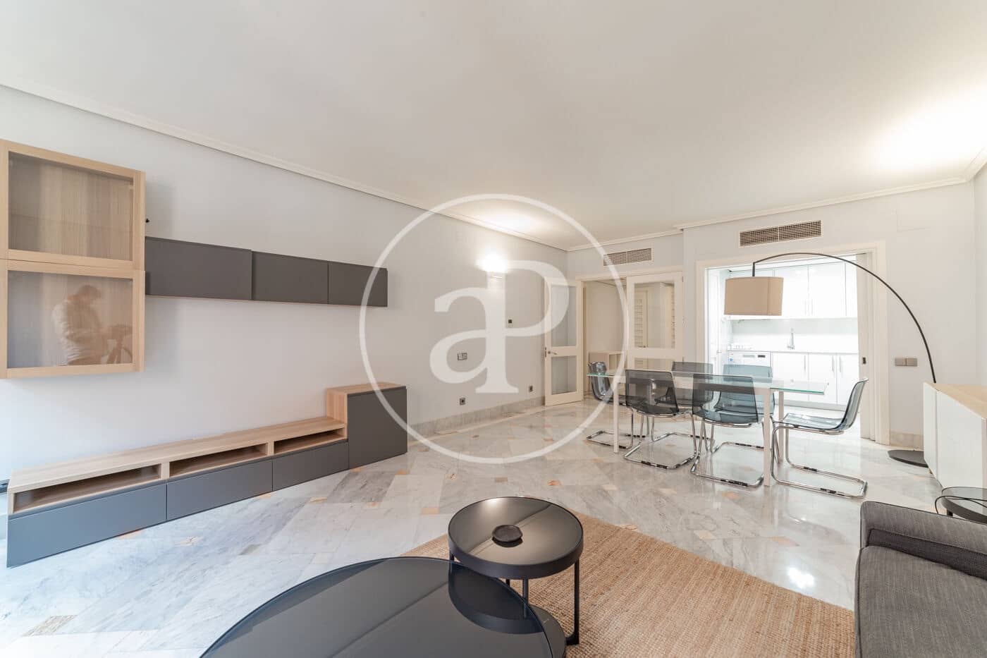 1 bedroom Apartment for rent in Madrid city with pool - € 2,000 (Ref: 8773505)