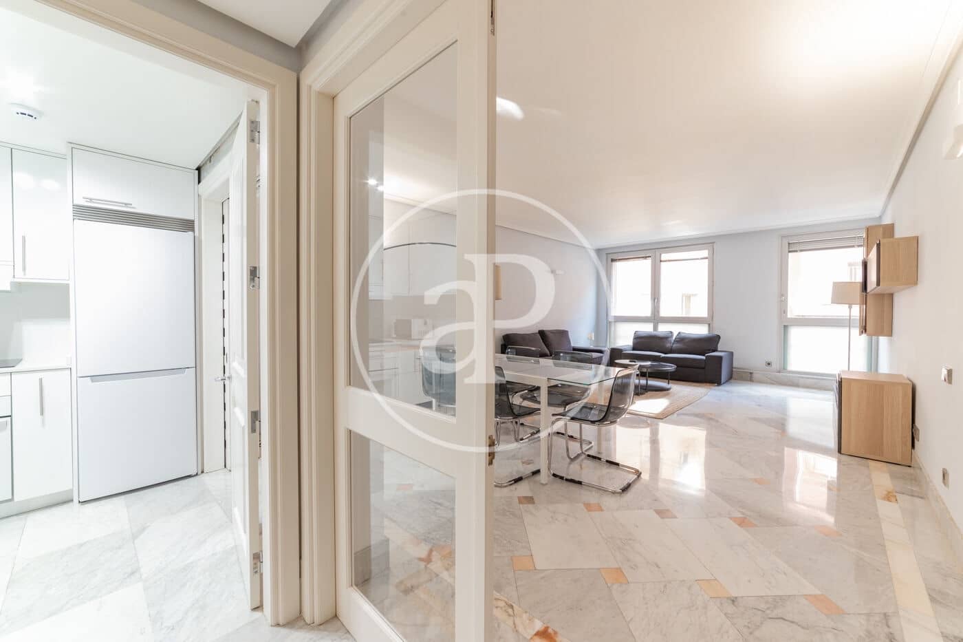 1 bedroom Apartment for rent in Madrid city with pool - € 2,000 (Ref: 8773505)