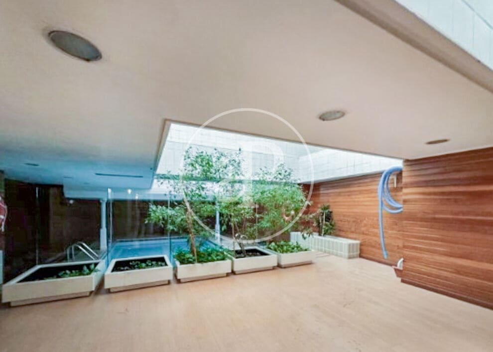 1 bedroom Apartment for rent in Madrid city with pool - € 2,000 (Ref: 8773505)