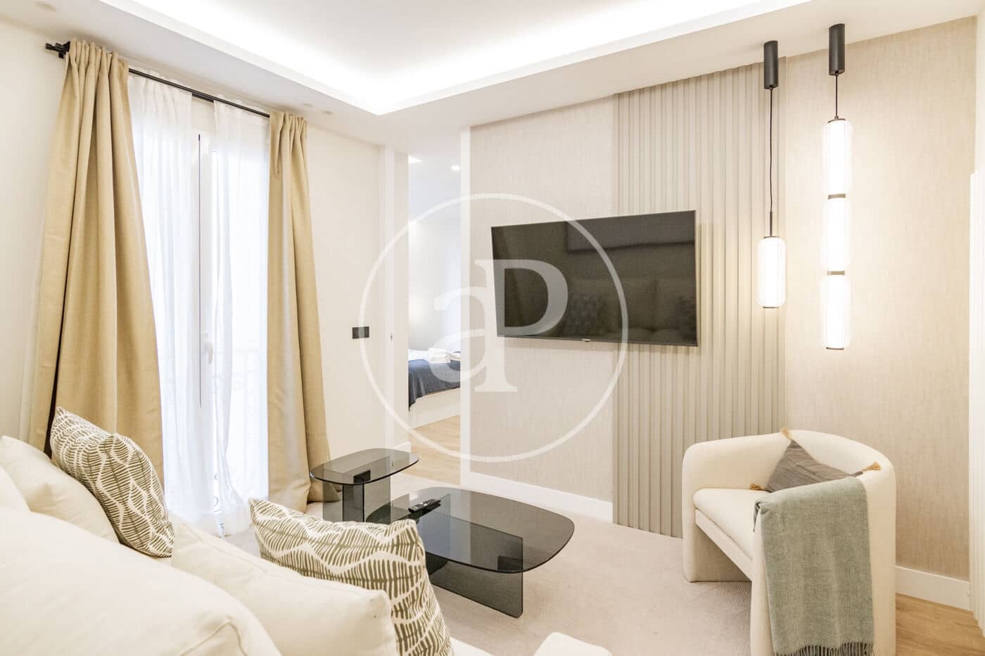 3 sovrum Lägenhet att hyra i Madrid stad - 3 900 € (Ref: 8776432)