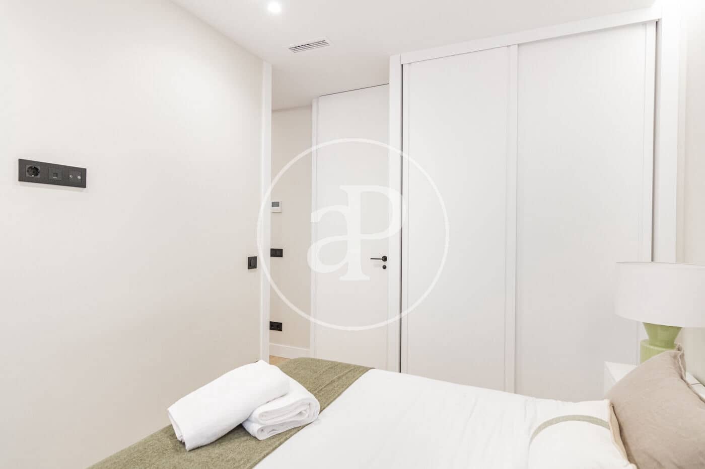 3 sovrum Lägenhet att hyra i Madrid stad - 3 900 € (Ref: 8776432)