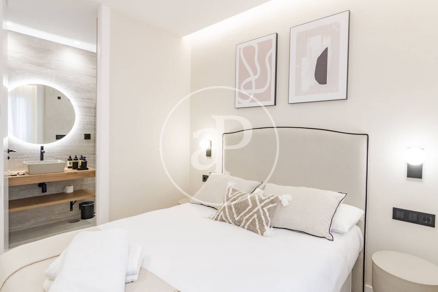 3 sovrum Lägenhet att hyra i Madrid stad - 3 900 € (Ref: 8776432)