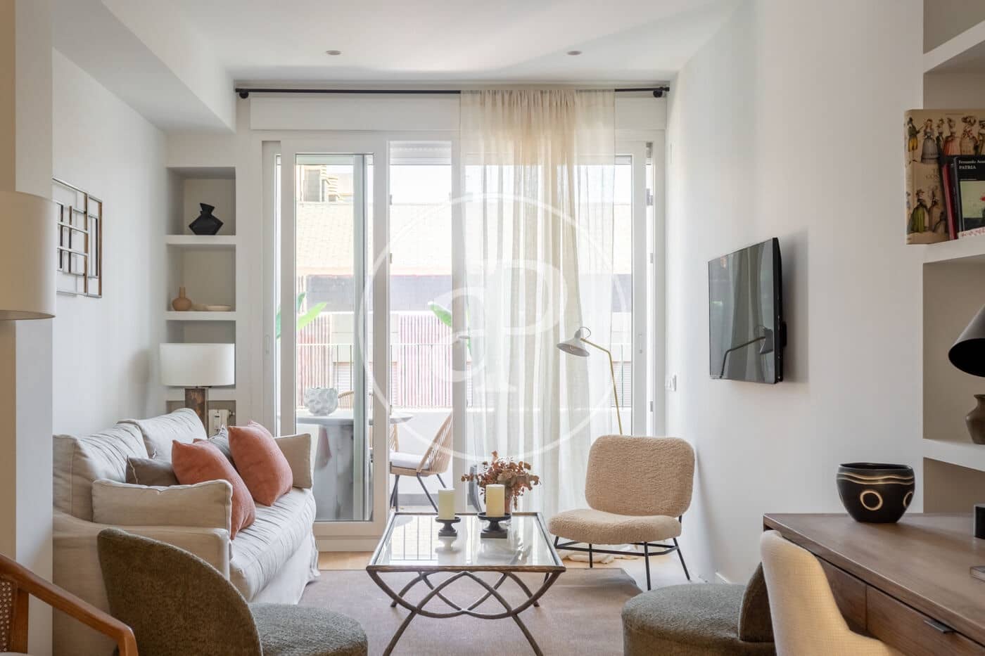 Appartement de 2 chambres à louer à Madrid ville - 6 000 € (Ref: 8778587)