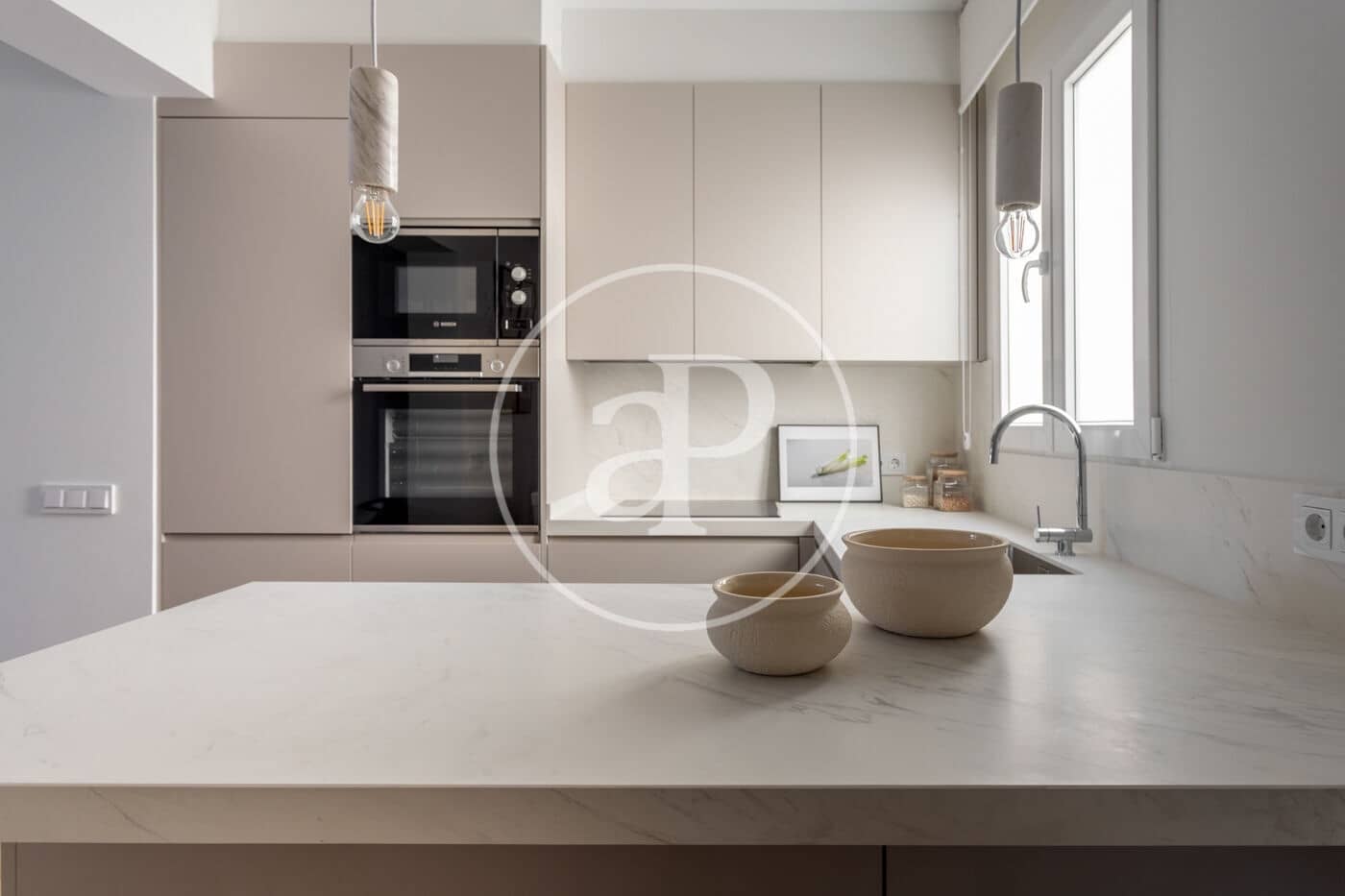 Appartement de 2 chambres à louer à Madrid ville - 6 000 € (Ref: 8778587)