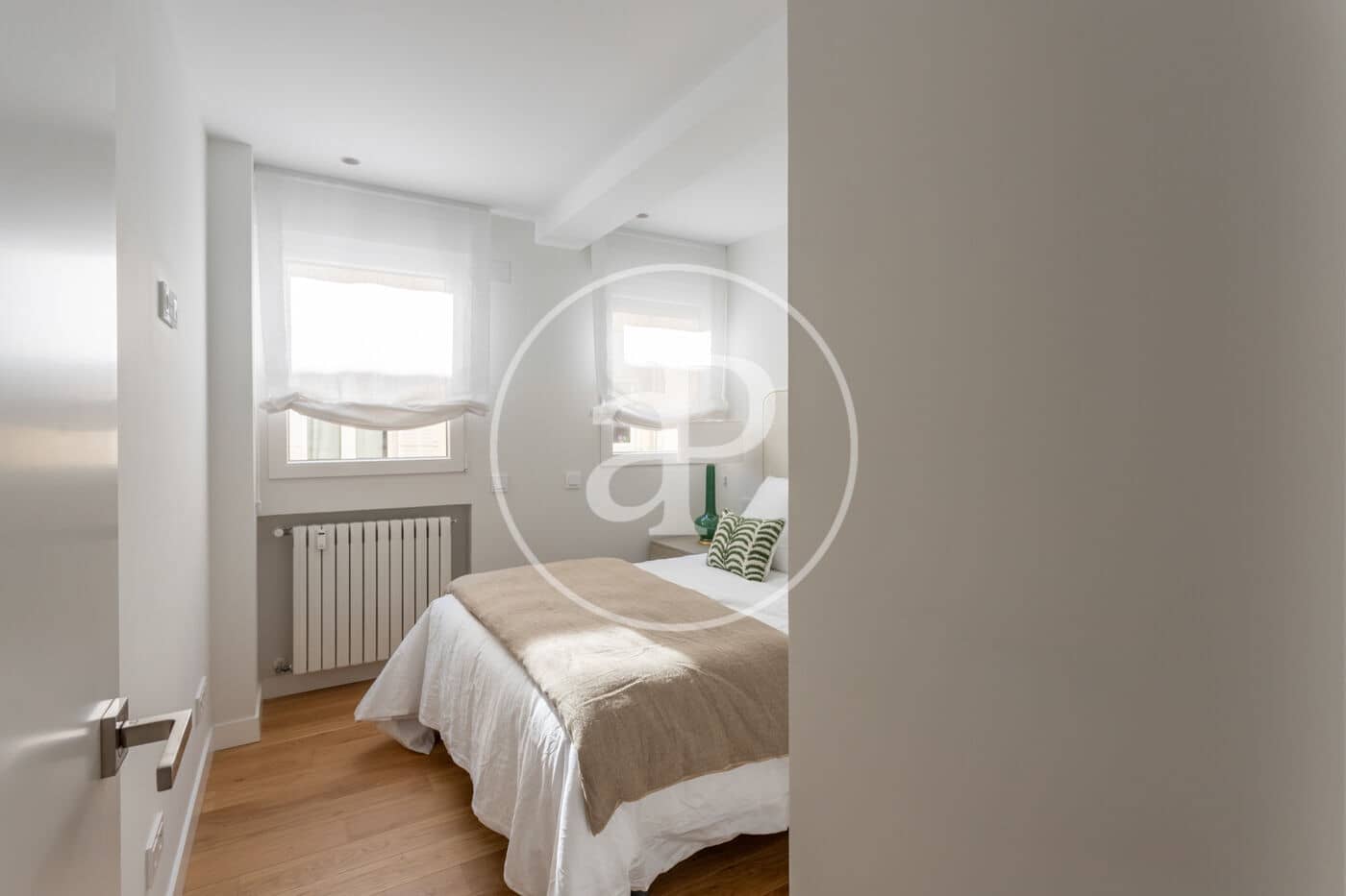 Appartement de 2 chambres à louer à Madrid ville - 6 000 € (Ref: 8778587)