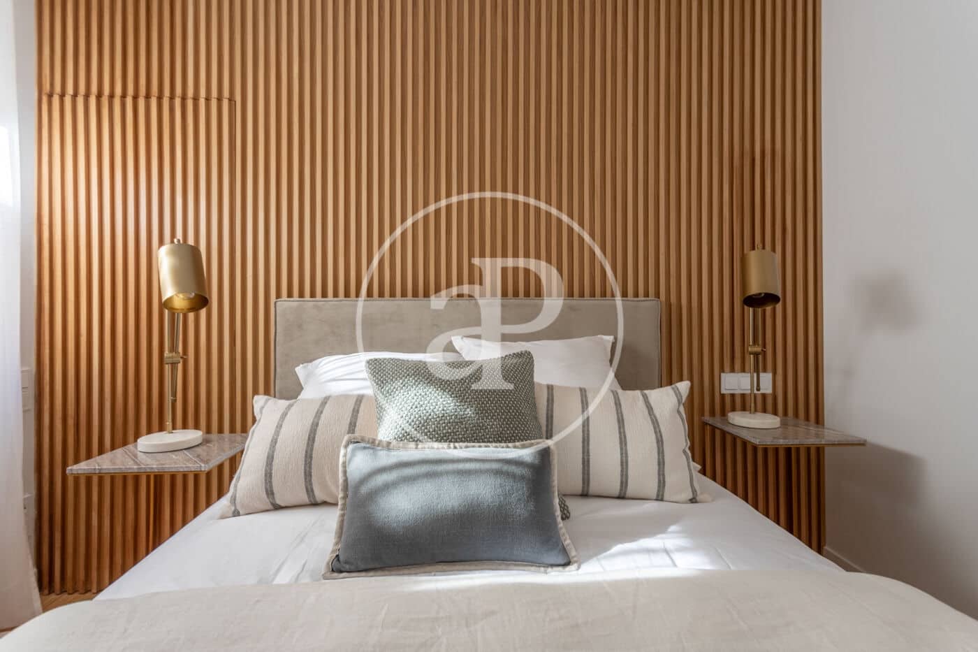 Appartement de 2 chambres à louer à Madrid ville - 6 000 € (Ref: 8778587)